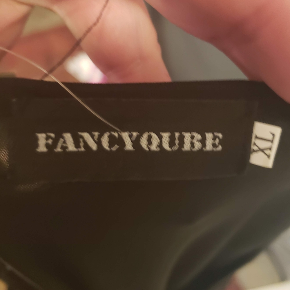Fancyqube Tank Top - Picture 3 of 6
